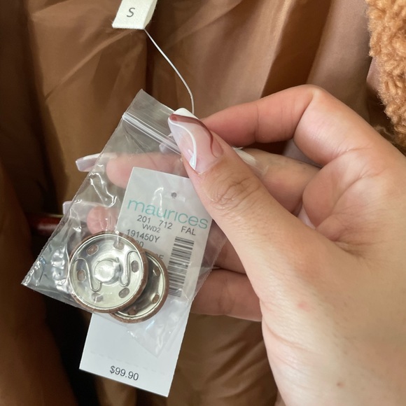 Sherpa Jacket - Picture 2 of 3